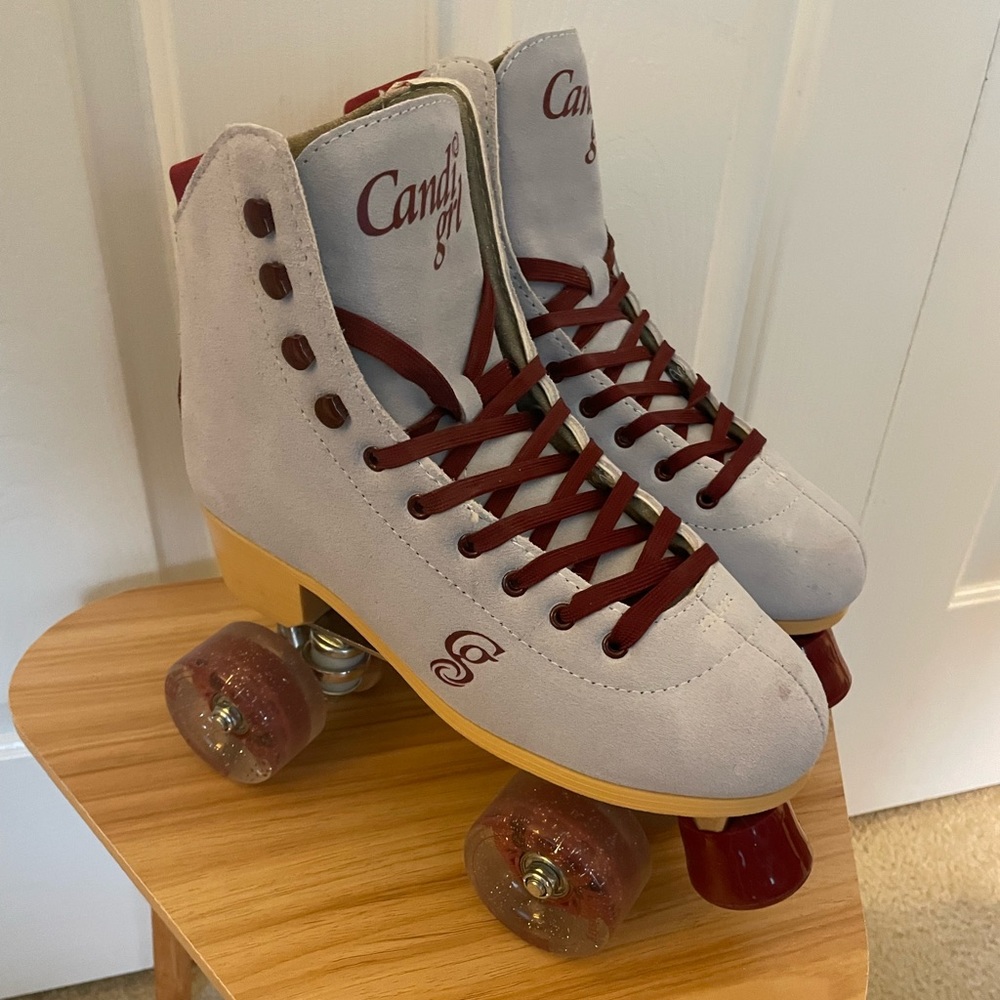 NEW Urban Outfitters Candi Girl Carlin Roller Skates Women’s Size 10